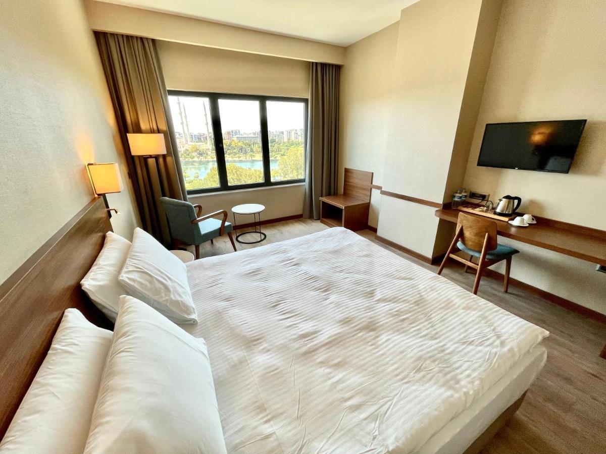Tuerkmen Riverside Hotel Adana Exterior photo